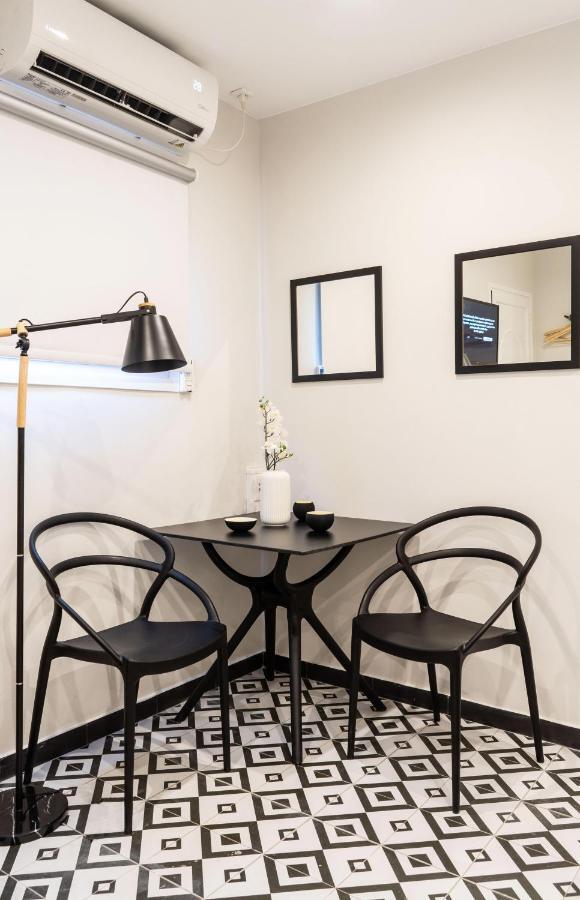 Orchid Athens Over Rooftop Studio Appartamento Esterno foto